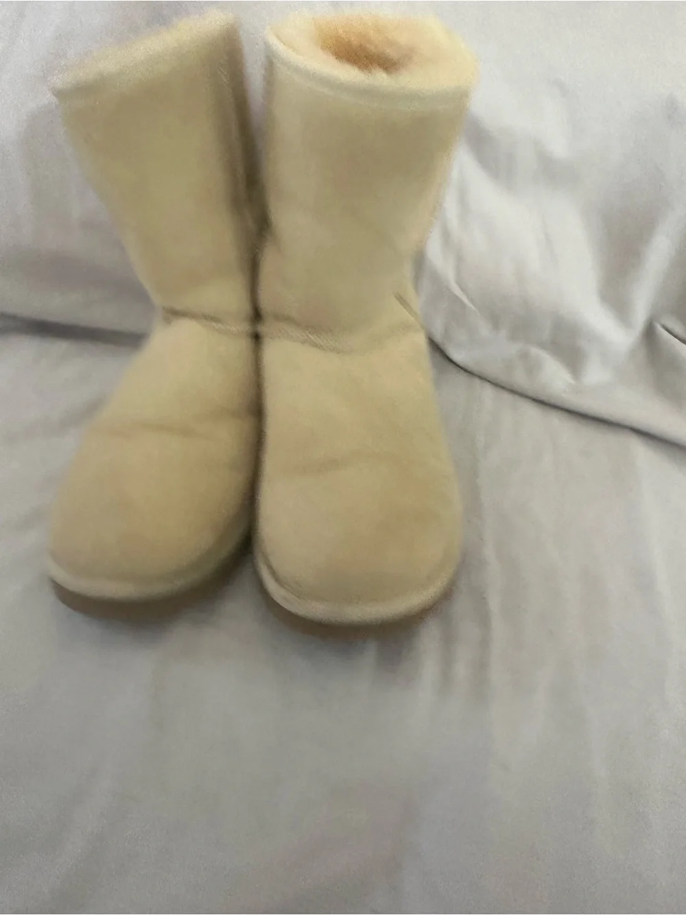 UGG Women's Short Shearling Suede Boots in Cream